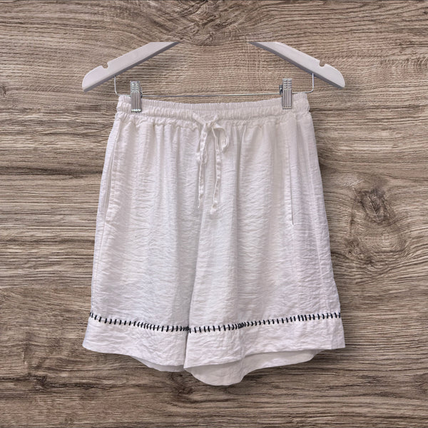 Linen Short with Stitching