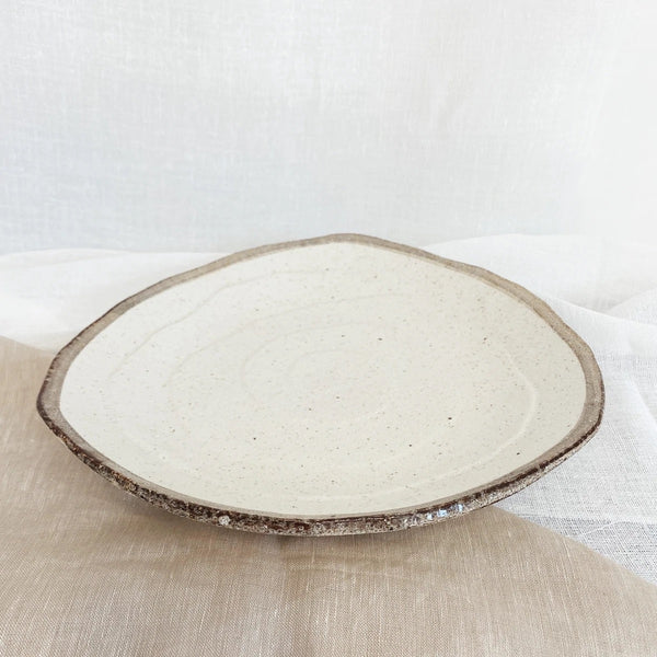 Shirokaratsu Triangular Platter - Drift Home and Living