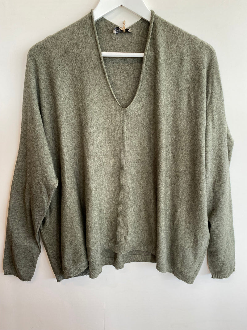 Viscose blend knit jumper with detail on front - Drift Home and Living